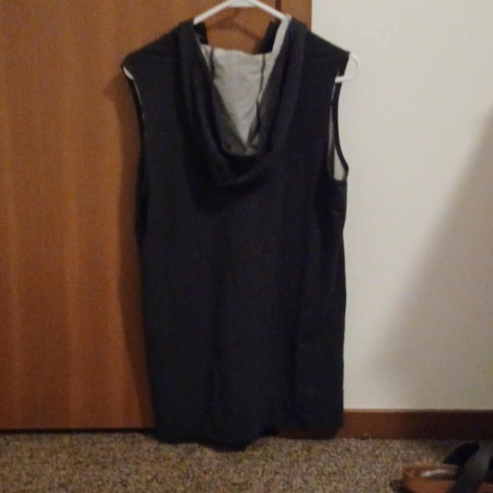 Nike Top - Picture 4 of 4